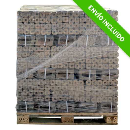 Palet de briquetas de madera LEÑAS OLIVER de 890 kg